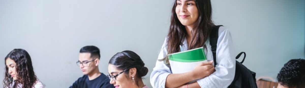 25 Helpful Scholarships for Transfer Students for 2025