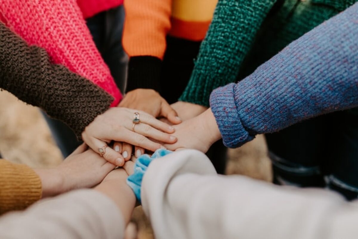 17 Community Service Scholarships and Grants for 2025