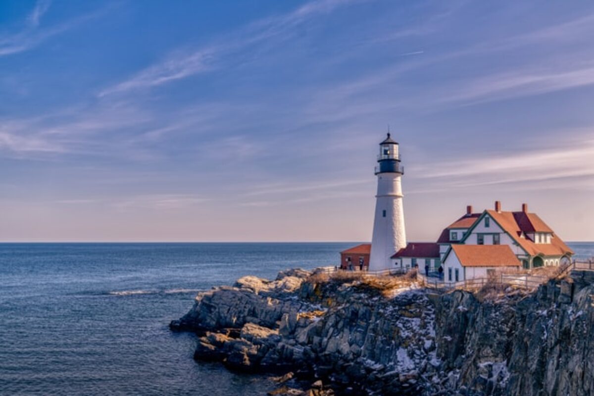 Majestic Scholarships for Students in Maine for 2025