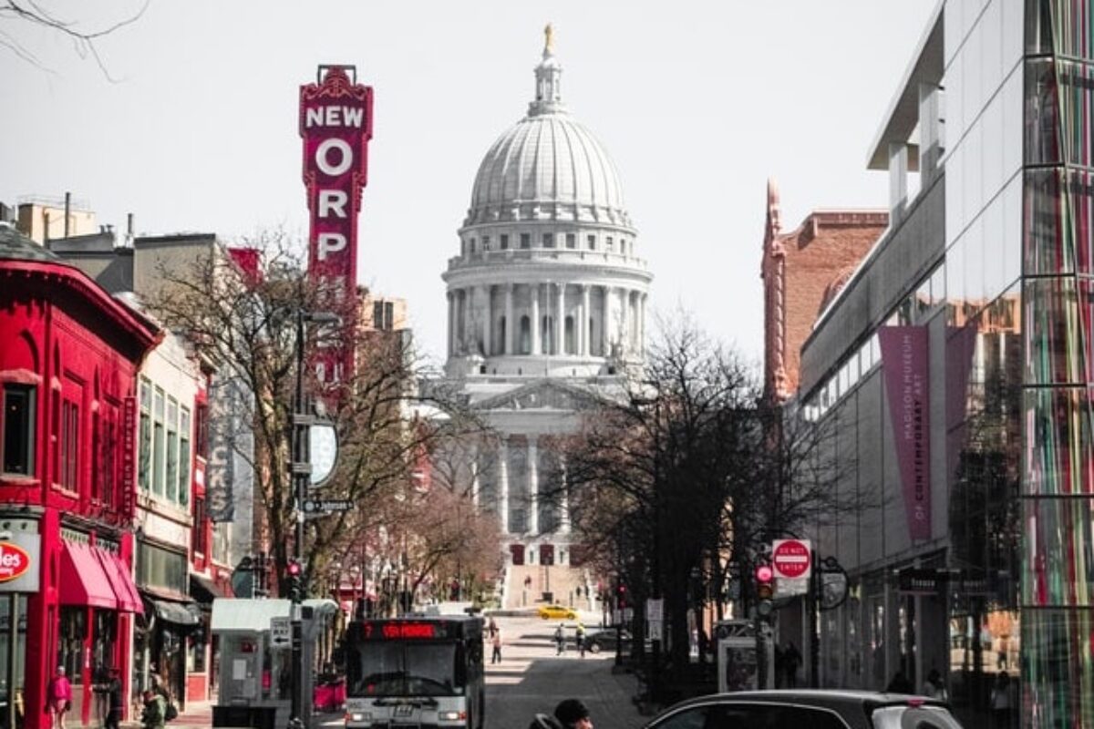 Wonderful Wisconsin Scholarships for 2025